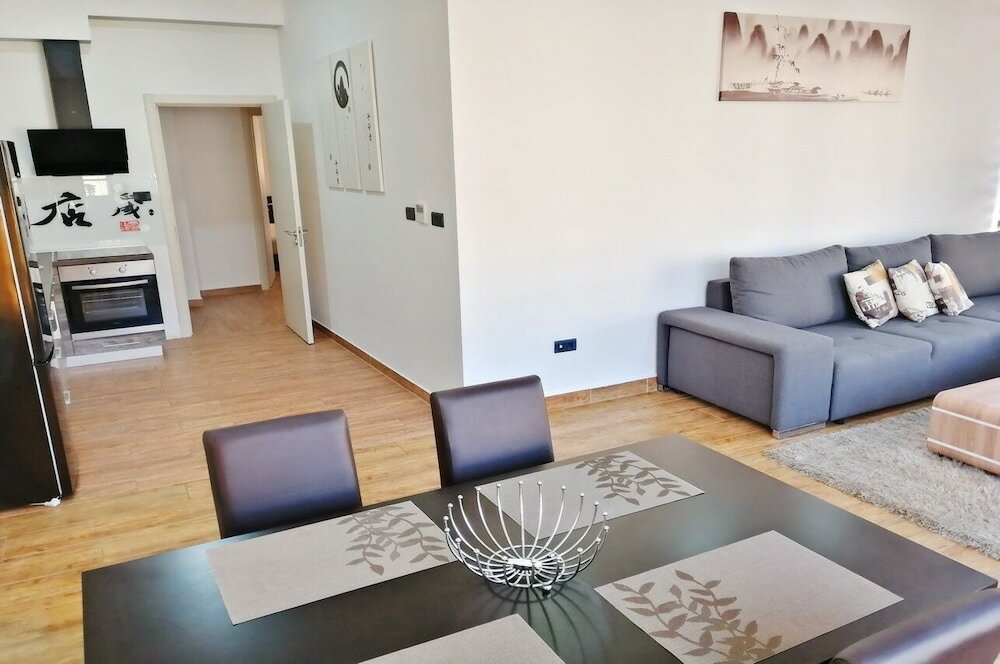 Фото Orange Lux Apartments