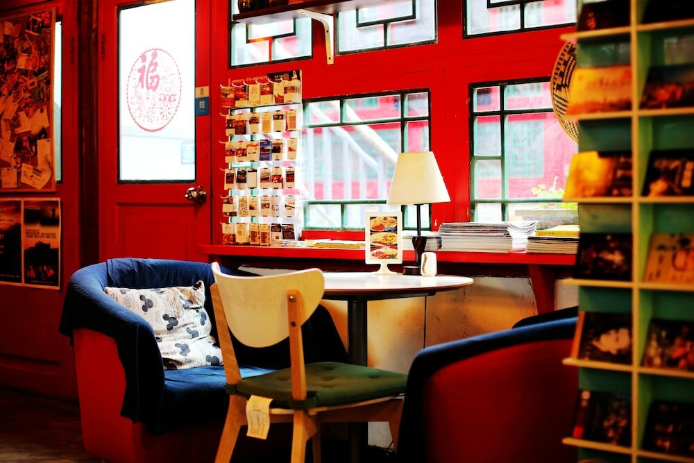 Фото 161 Lama Temple Courtyard Hotel