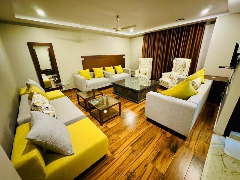 Фото Hotel MD's Continental