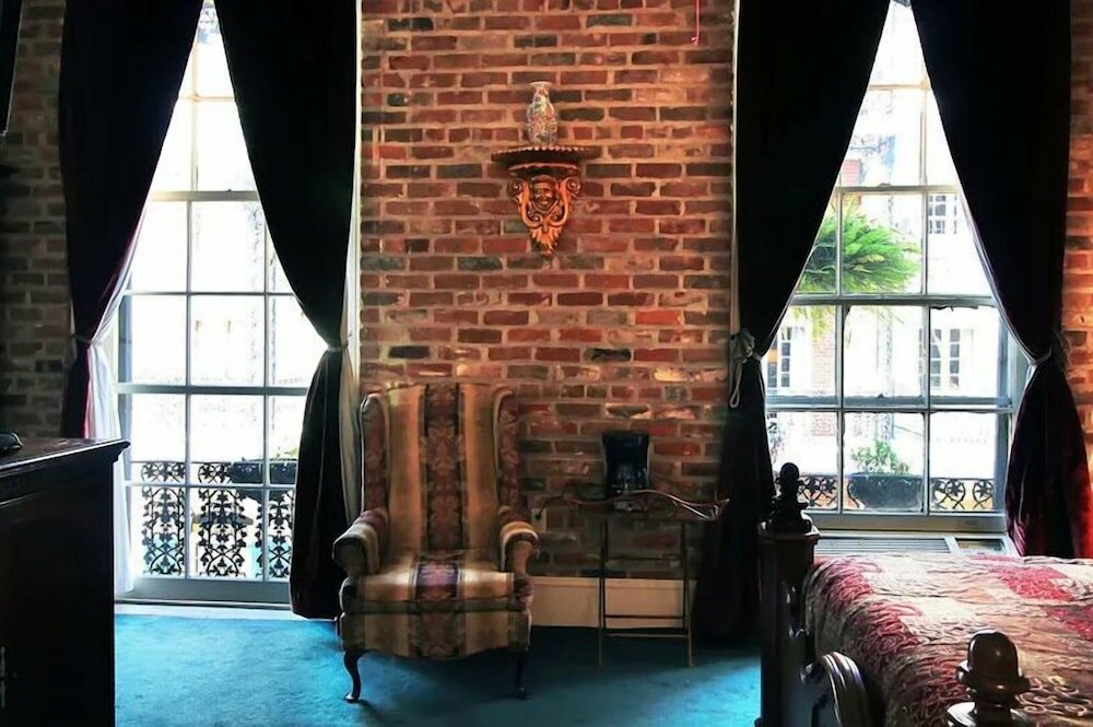 Фото The Olivier House Hotel