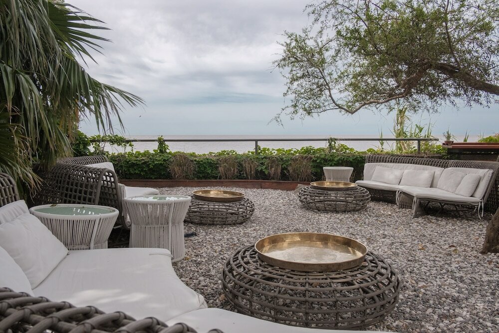 Фото Charco Hotel