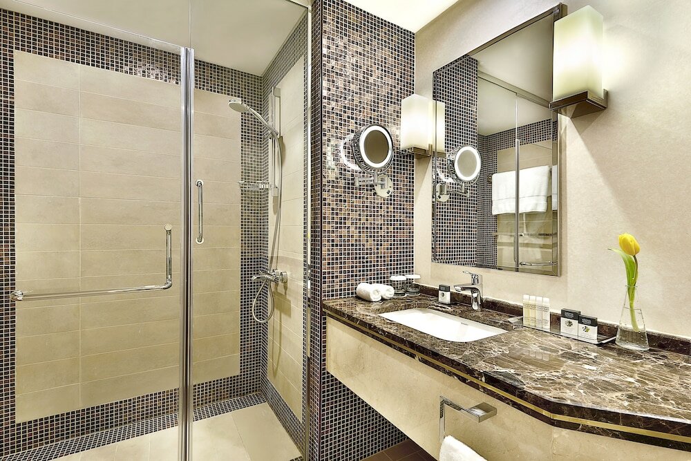 Фото DoubleTree by Hilton Riyadh - Al Muroj Business Gate