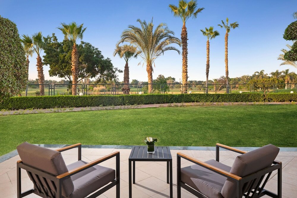 Фото Hilton Pyramids Golf