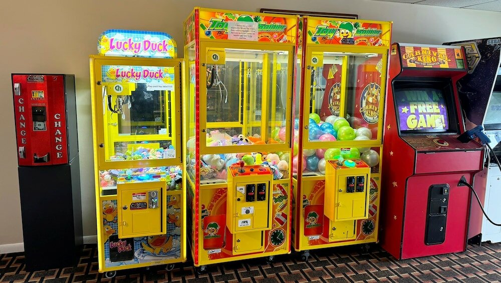 Фото Colonial Inn Ellsworth