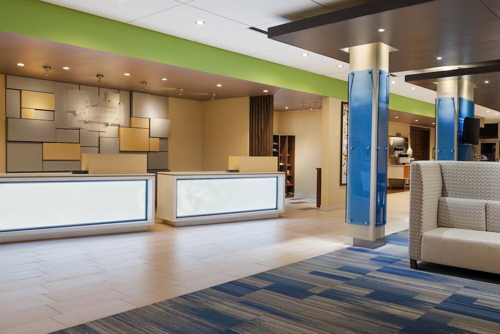 Фото Holiday Inn Express & Suites Edinburg-McAllen Area, an Ihg Hotel