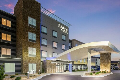 Гостиница Fairfield Inn & Suites by Marriott Grand Rapids North в Гранд-Рапидс