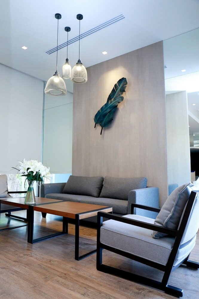 Фото Louis Tavern Hotel