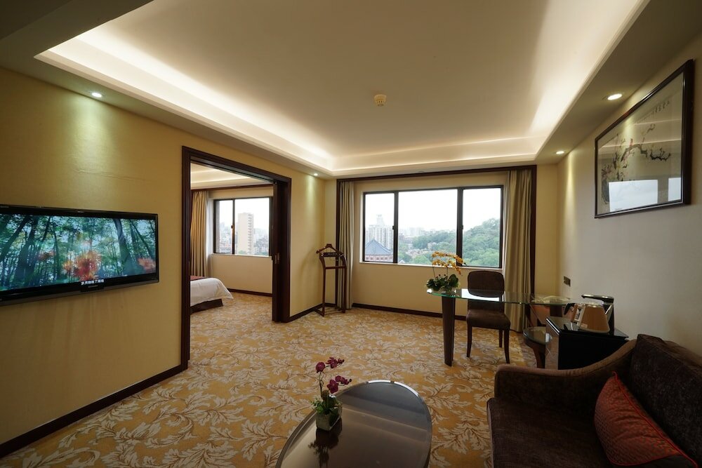 Фото Guangdong Hotel