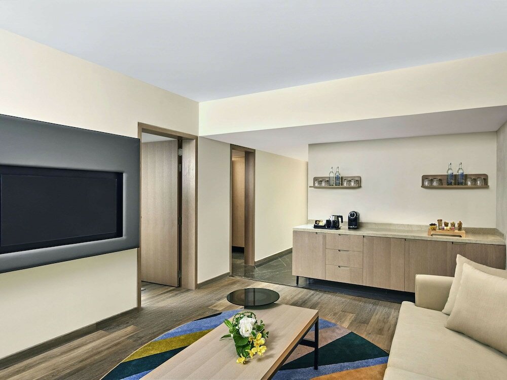 Фото Novotel Mumbai International Airport