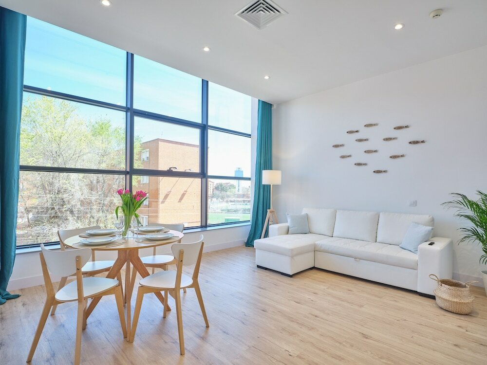 Фото Paseo Suites Hotel