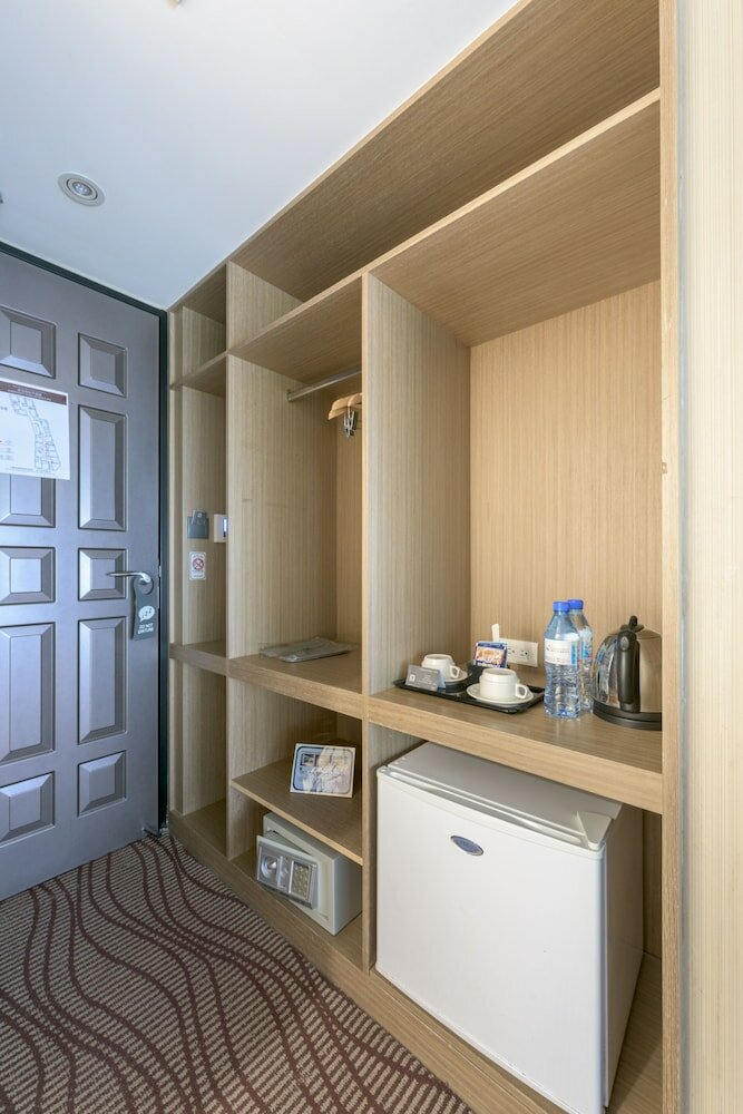 Фото Rf Hotel  Zhongxiao