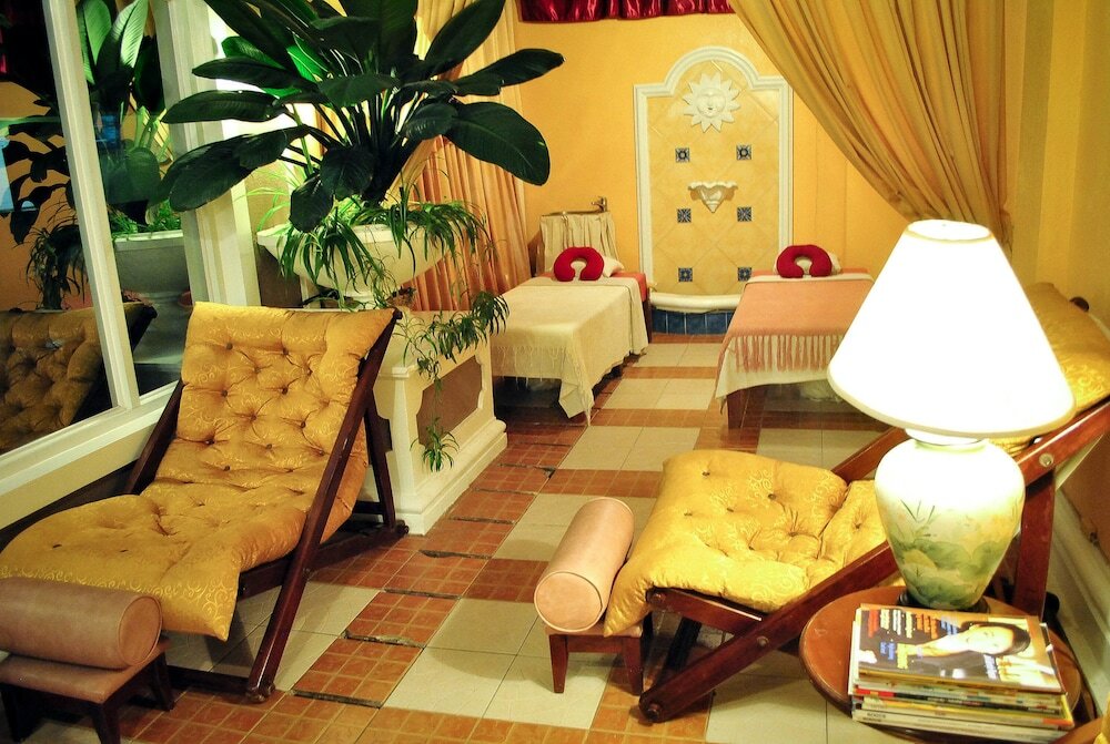 Фото Hotel Elizabeth Cebu