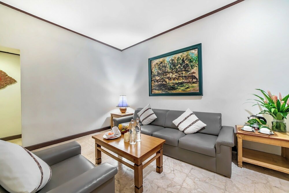 Фото Hotel Tugu Blitar