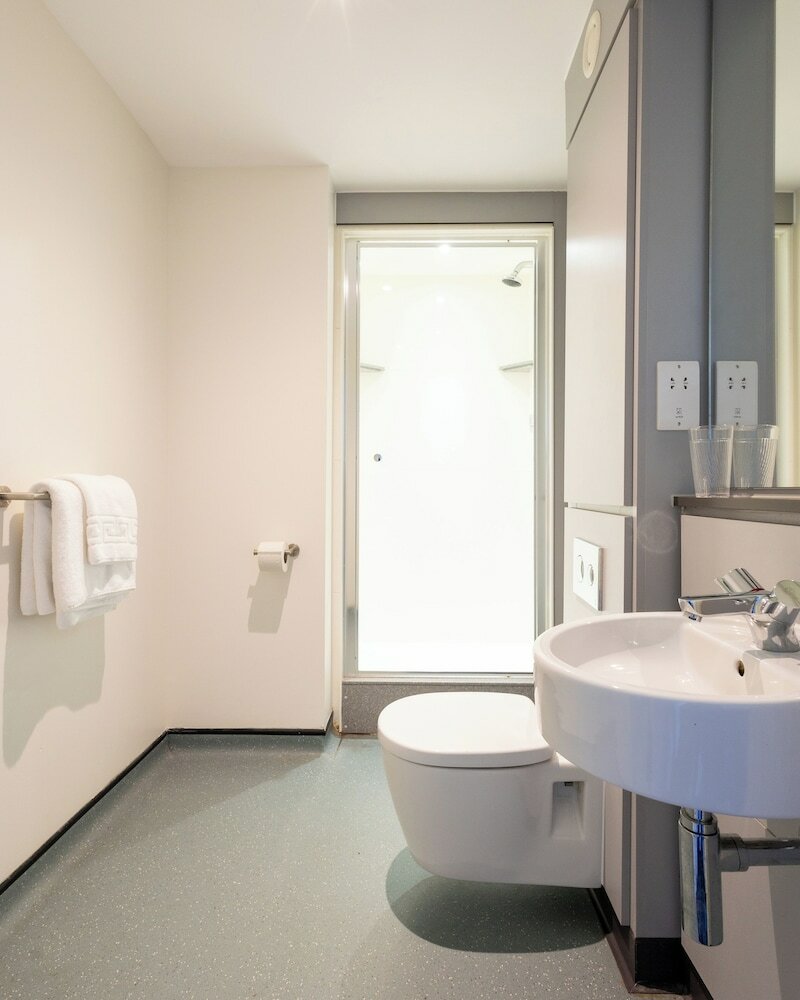 Фото Pollock Halls - Edinburgh First - Campus Accommodation