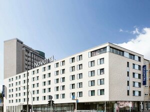 Гостиница Novotel Hamburg City Alster