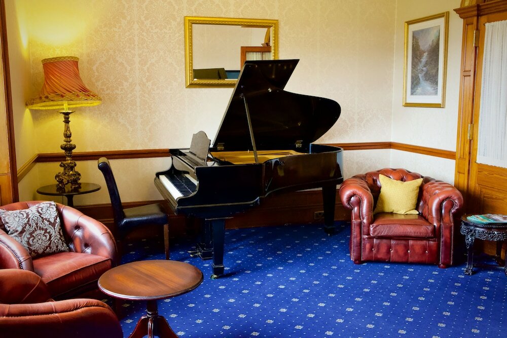 Фото Ramnee Hotel