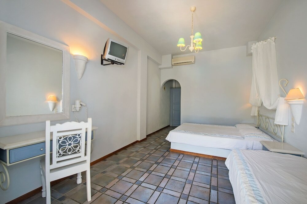 Фото Atlantis Beach Villa