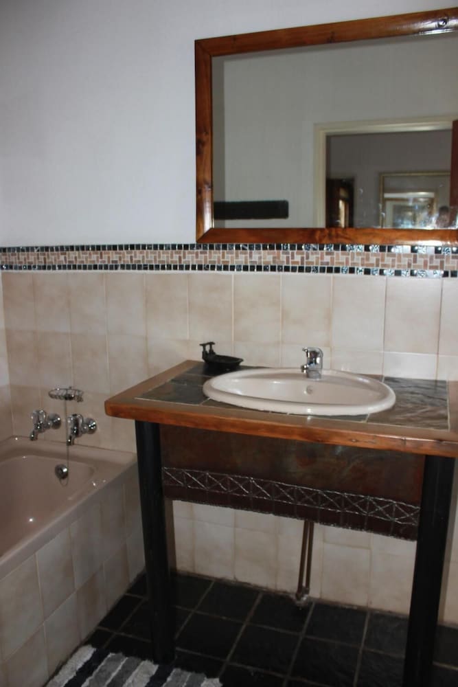 Фото Gorgeous Gecko Guesthouse