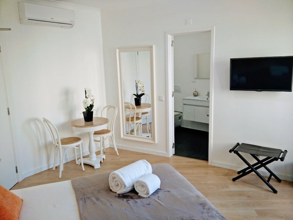 Фото Lisbon Terrace Suites Apartment for Large Groups with Amazing Terrace