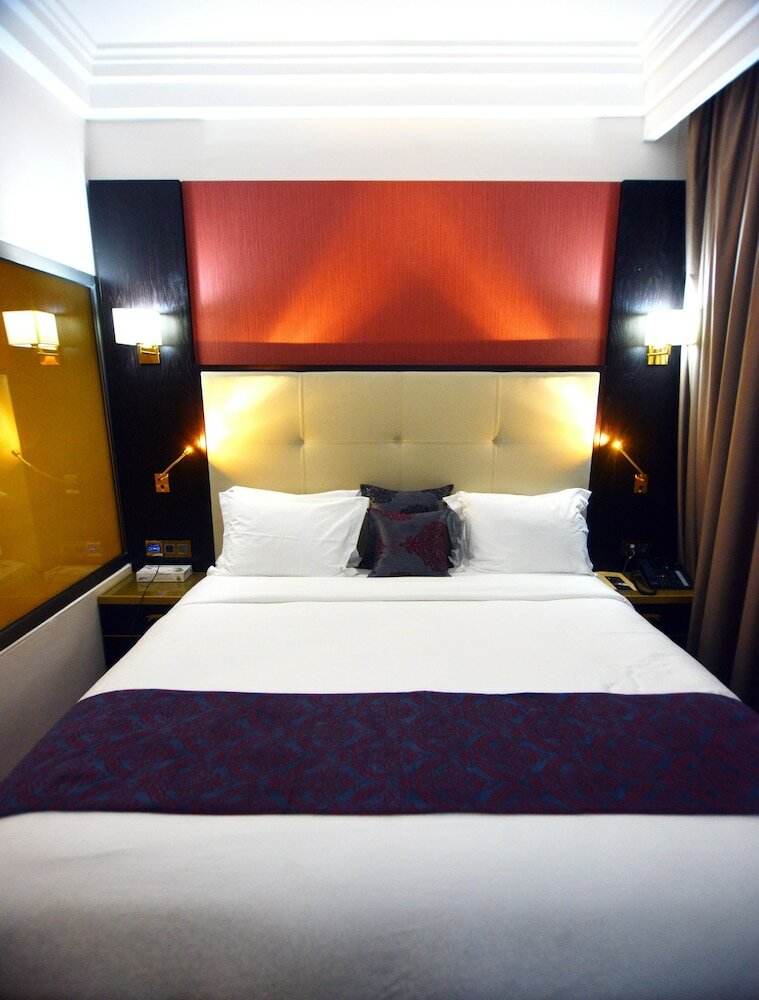 Фото Hôtel Fleur de Lys Plateau