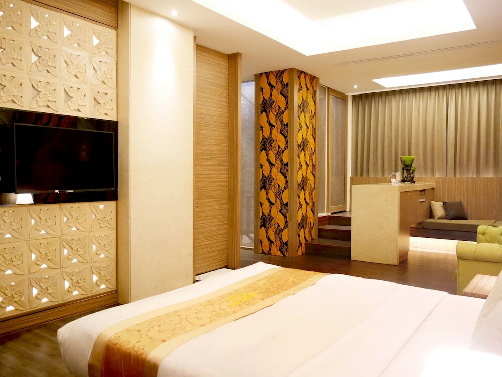 Фото Moonshy Boutique Motel