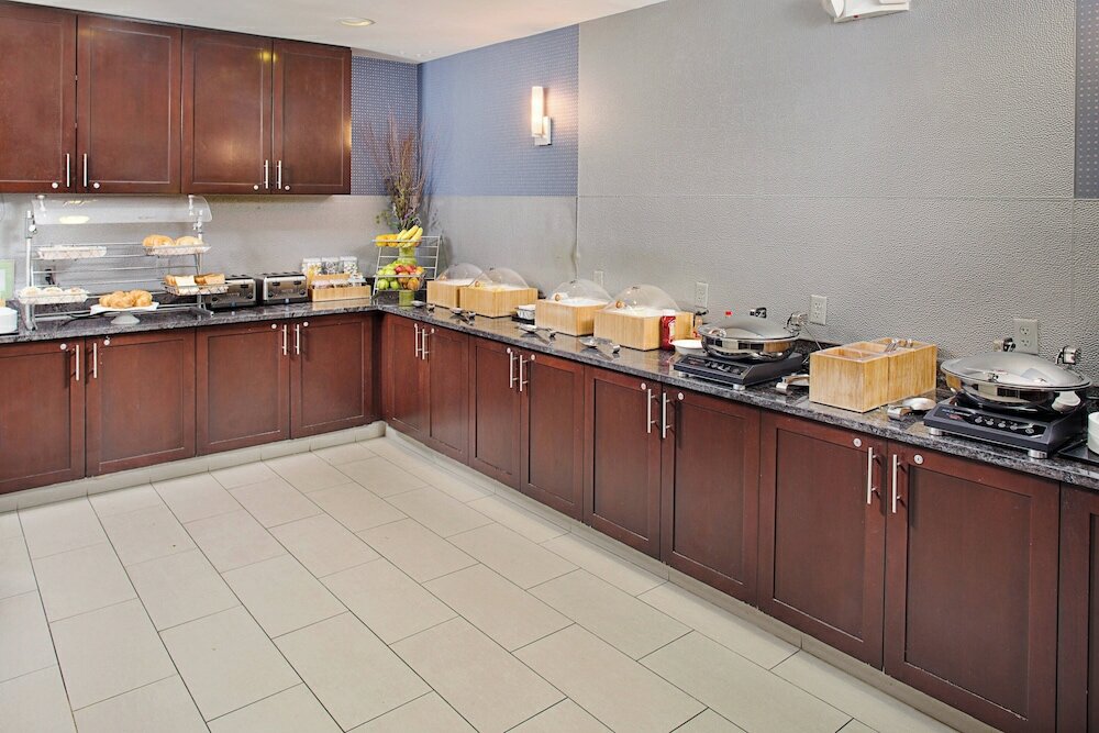 Фото SpringHill Suites Manchester-Boston Regional Airport