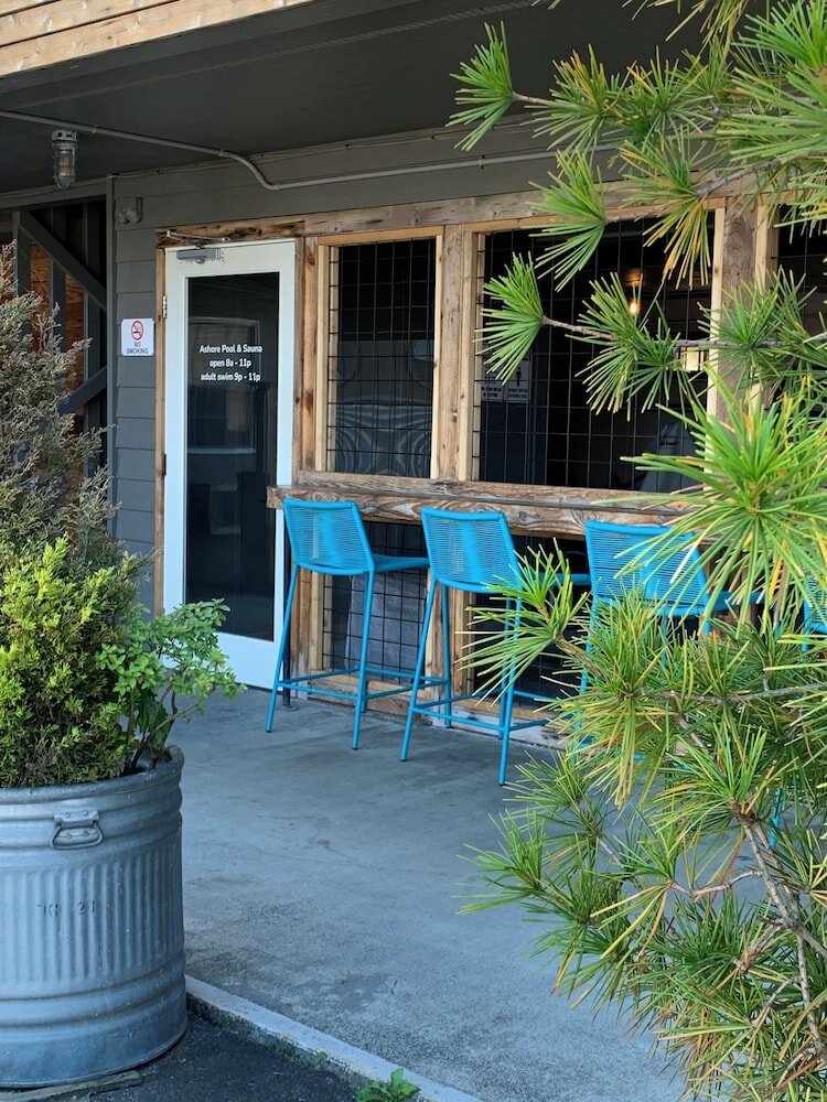 Фото Ashore Hotel