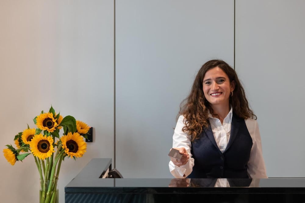 Фото The Resident Victoria