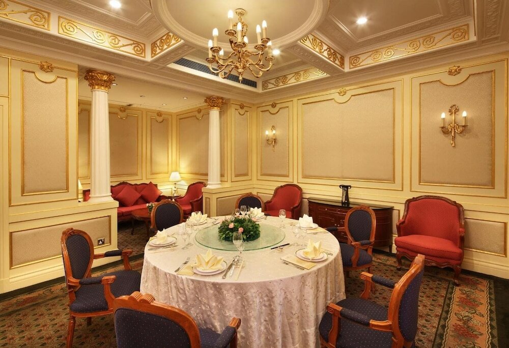 Фото Jin Jiang Hotel Shanghai