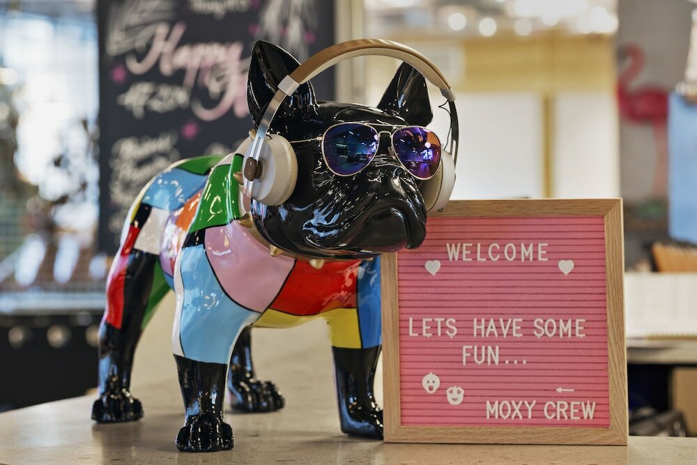 Фото Moxy Paris Bastille France