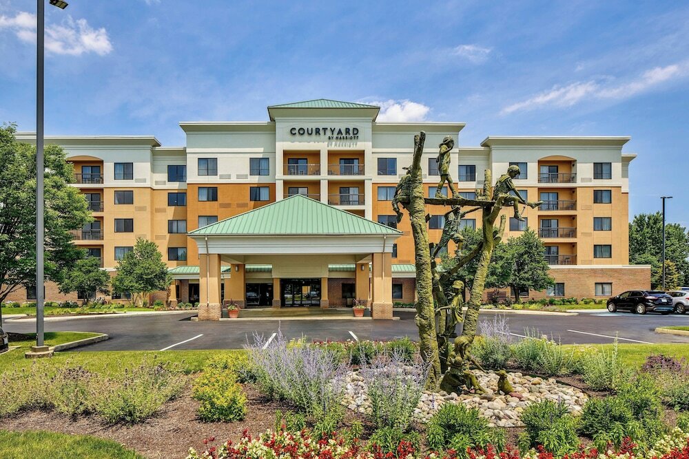 Фото Courtyard by Marriott Philadelphia Langhorne