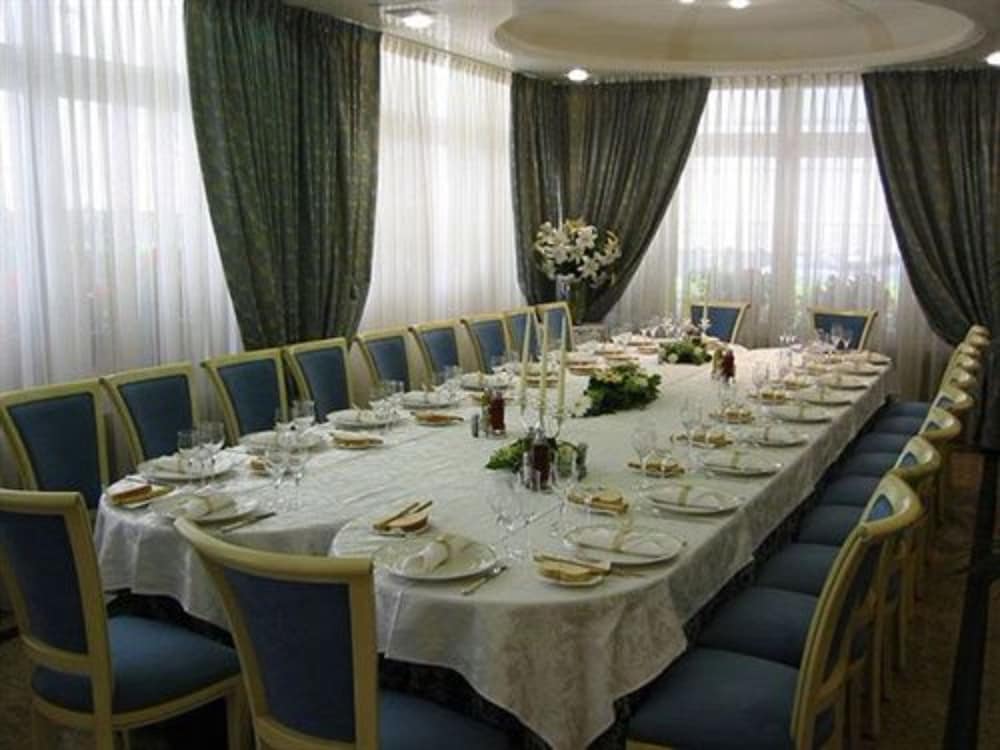 Фото Hotel Bristol