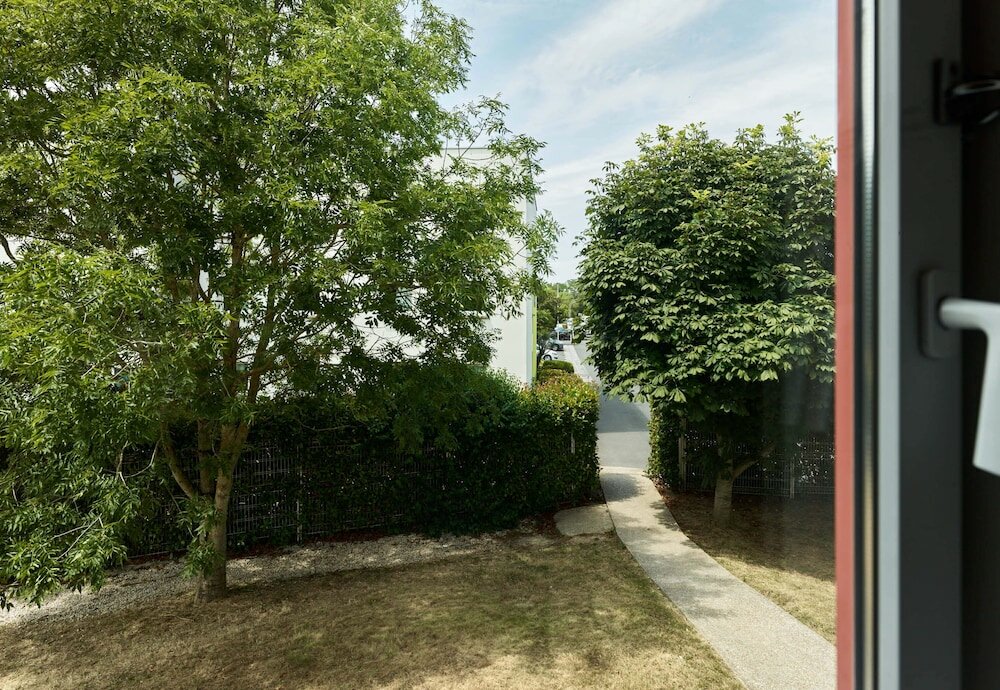 Фото B&b Hotel Evry Lisses 1