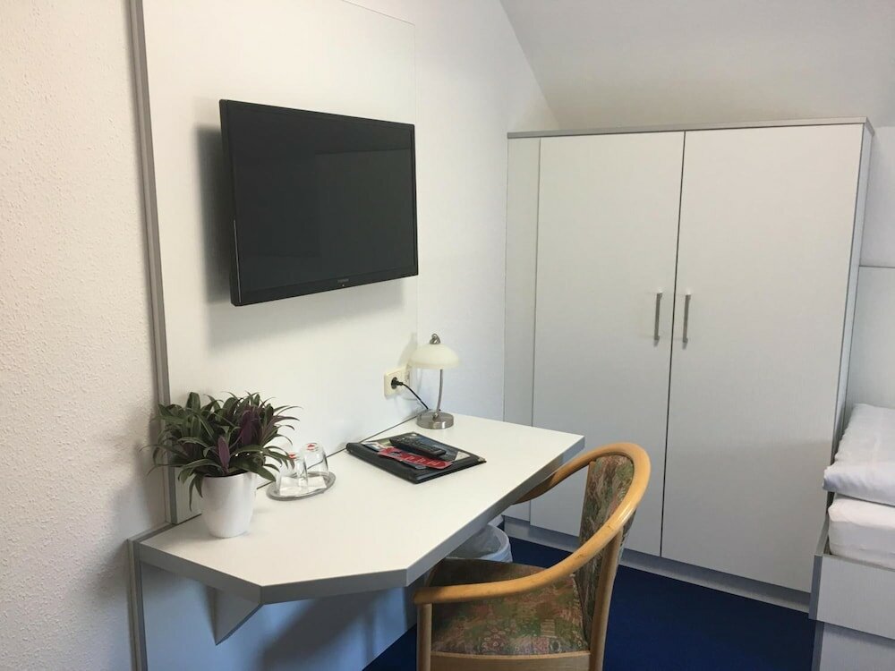 Фото Hotel & Restaurant Park Cafe Isa