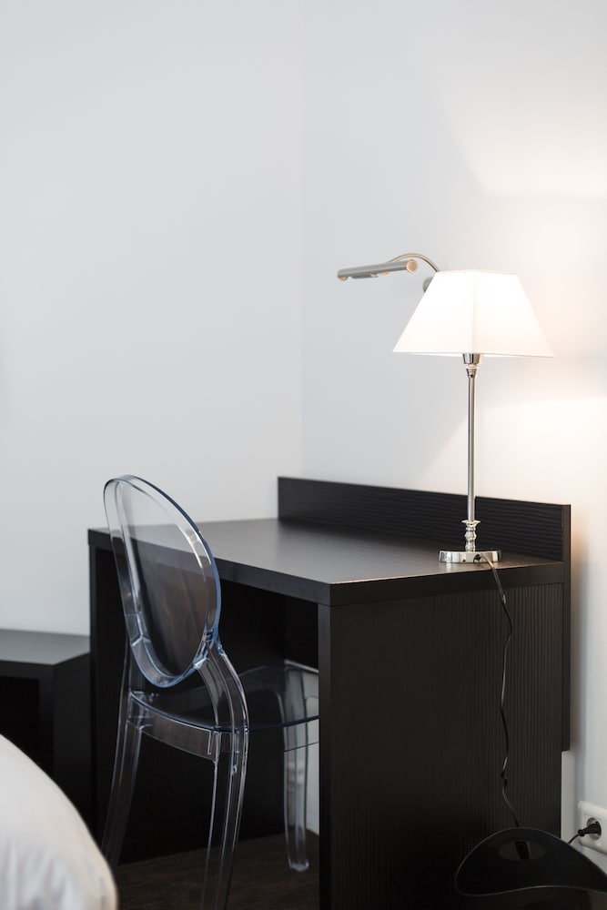 Фото Hôtel Le Saint Louis