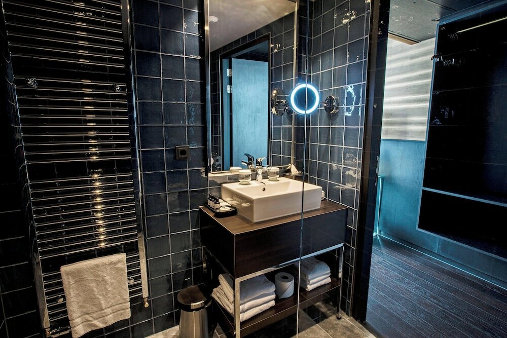 Фото Apollo Hotel Amsterdam, a Tribute Portfolio Hotel