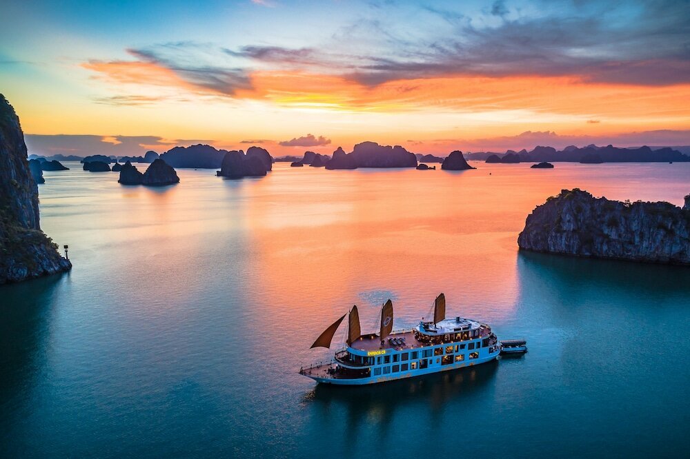 Фото Emperor Cruise Ha Long