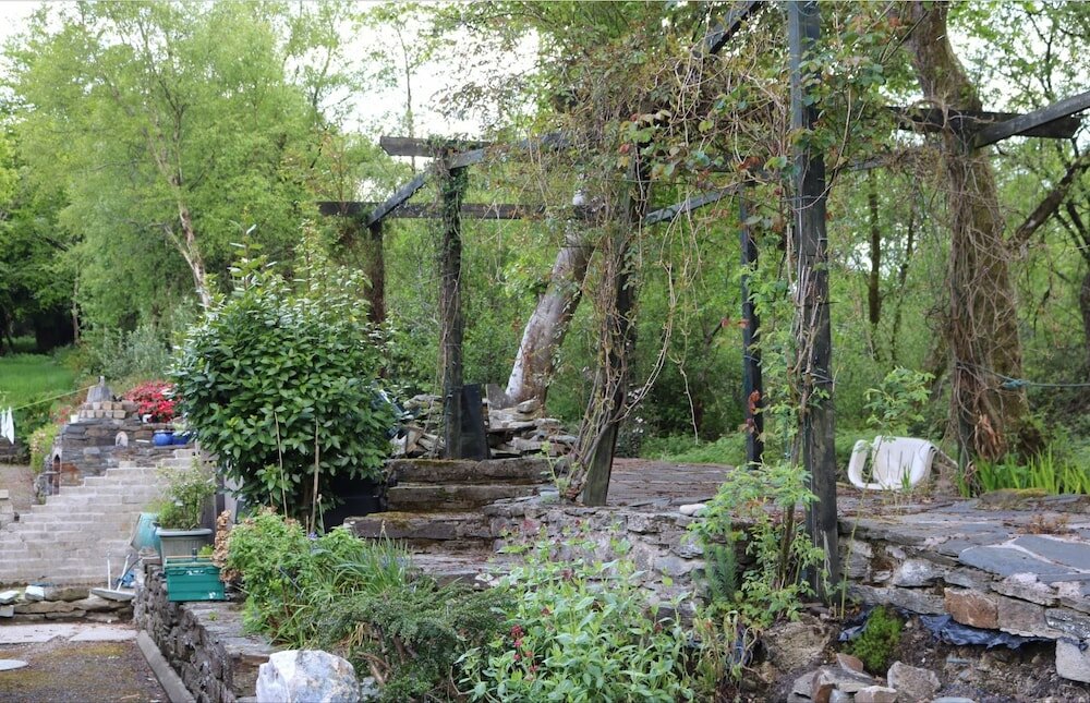 Фото Five Oaks Bed & Breakfast