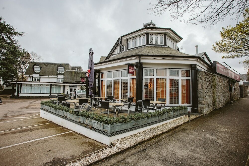 Фото Palm Court Hotel