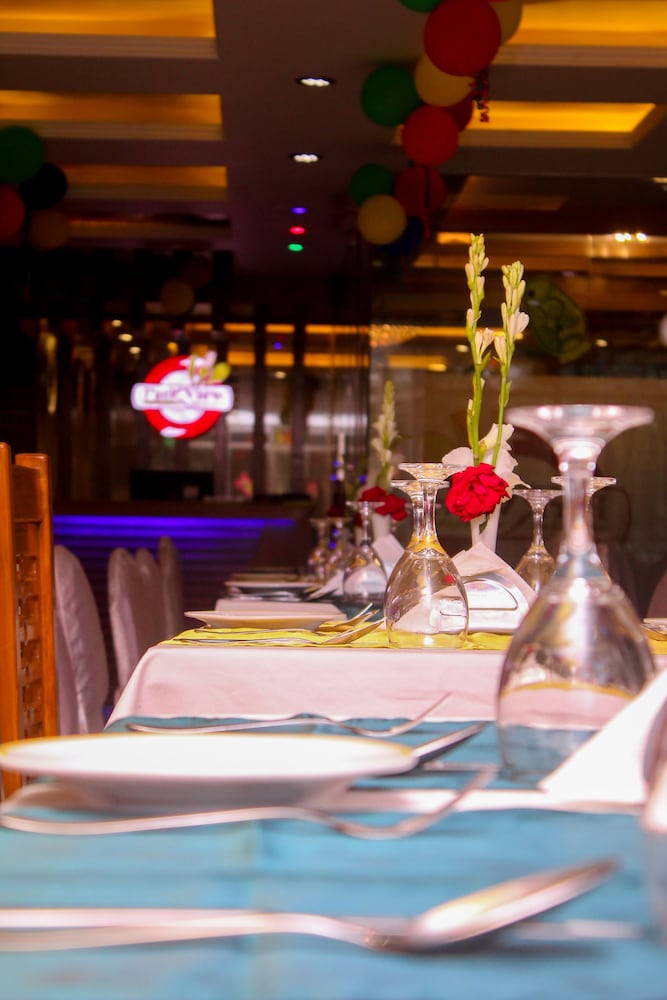 Фото Hotel Shuktara