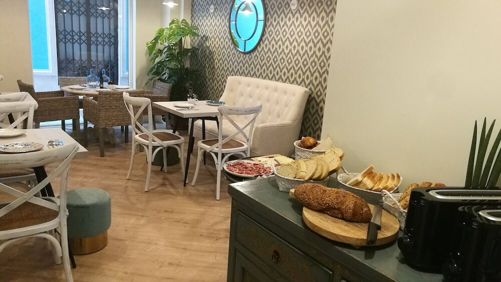 Фото Madeinterranea Suites