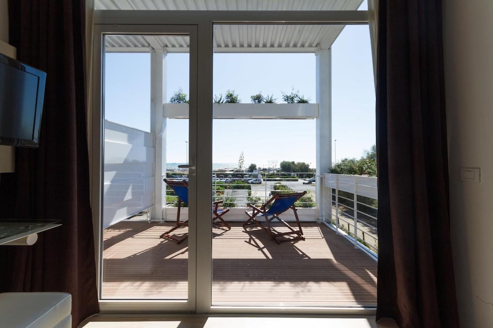 Фото Hotel La Conchiglia