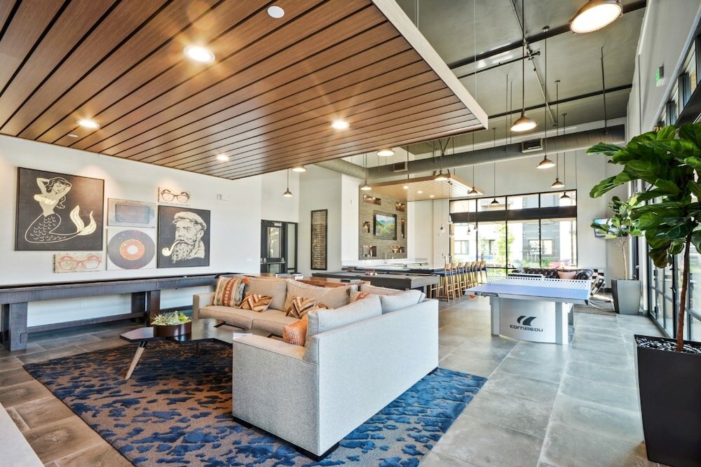 Фото Bluebird Suites near Facebook Hq