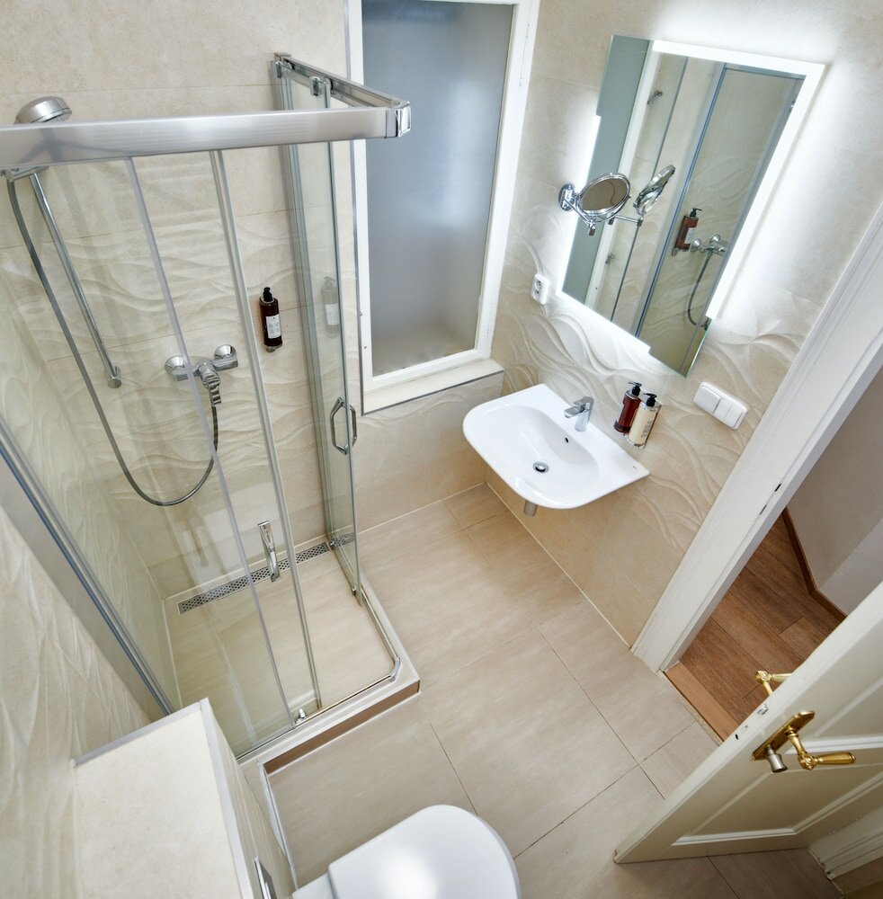 Фото City Nest Apartments by Adrez Living