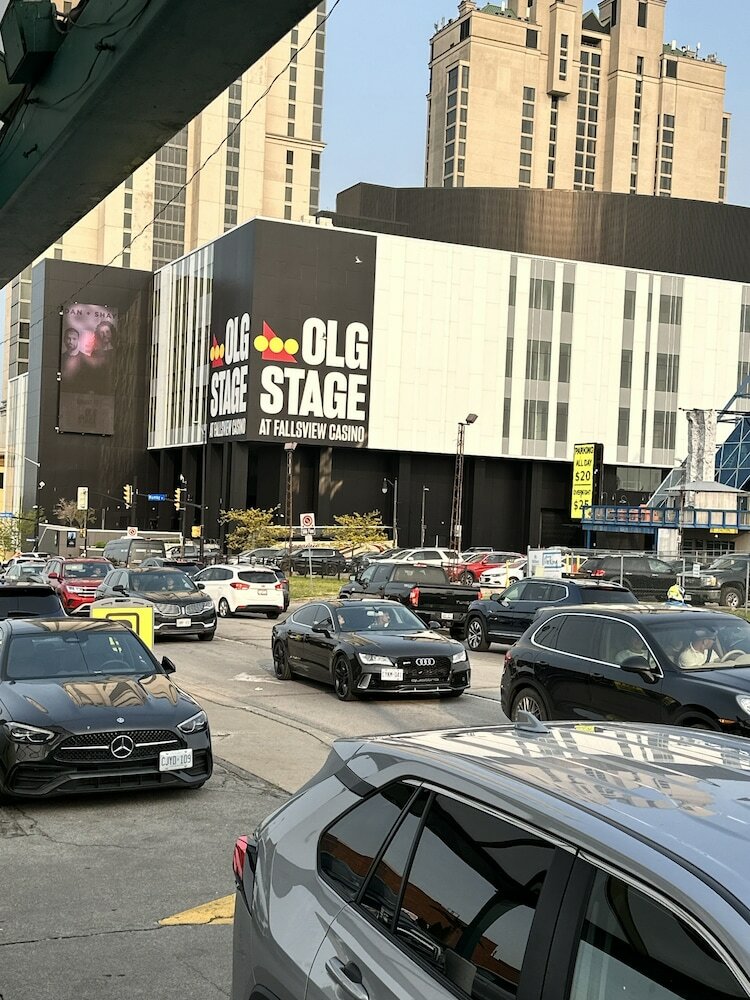 Фото Rainbow Motor Inn - by the Falls