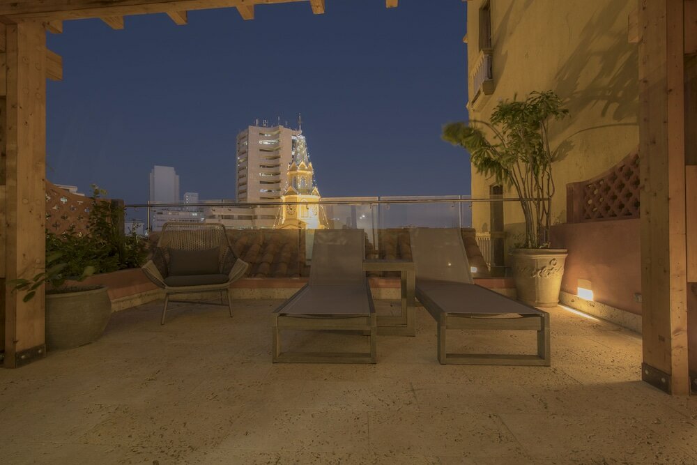 Фото Santa Catalina Hotel