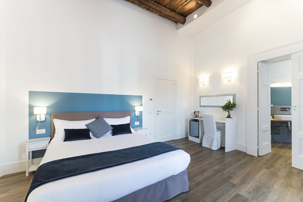 Фото Foro Carolino