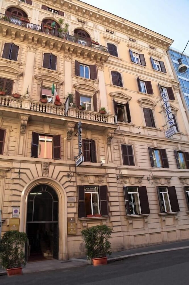 Фото Hotel Sol Levante