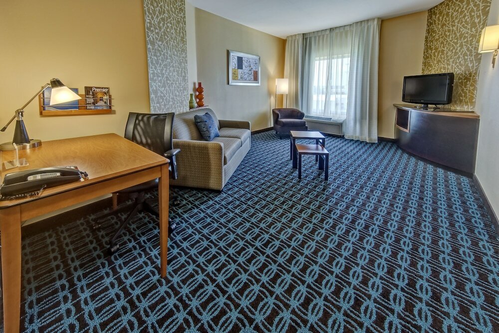 Фото Fairfield Inn & Suites Oklahoma City Airport