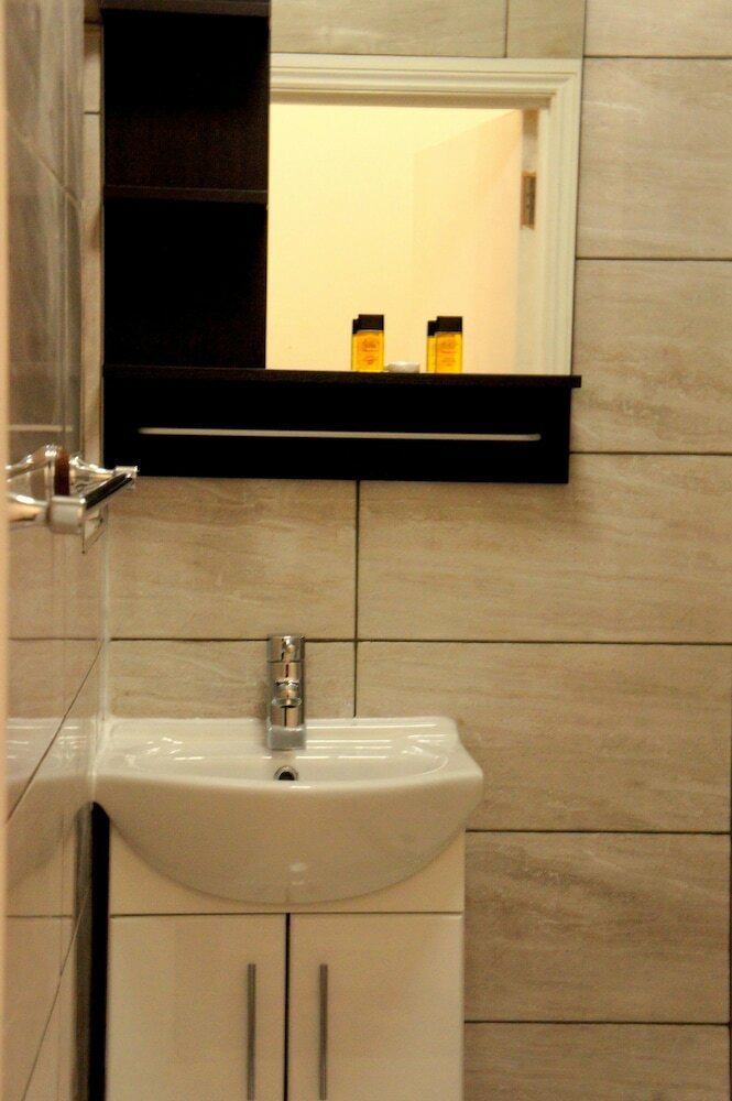 Фото Plaza London Hotel